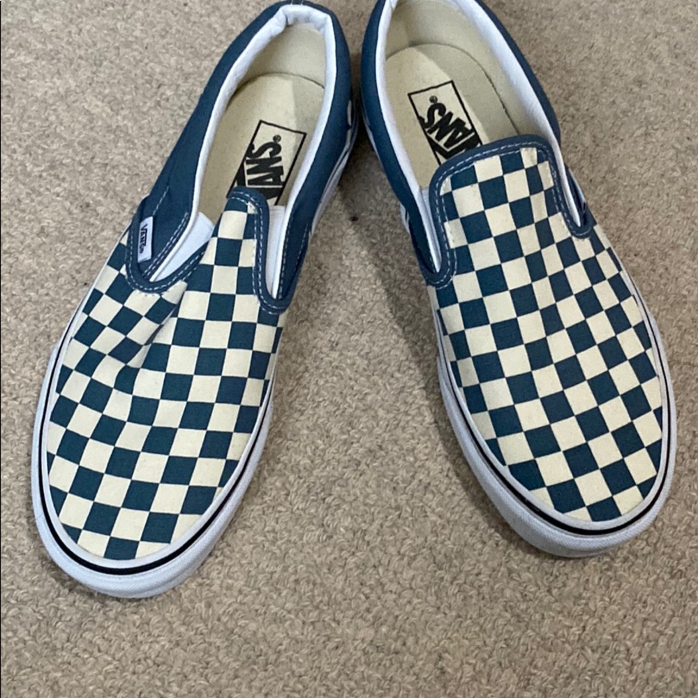 New never been worn Vans Slip-Ons (size 10)